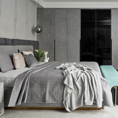 Graphite Grid - Bedspread