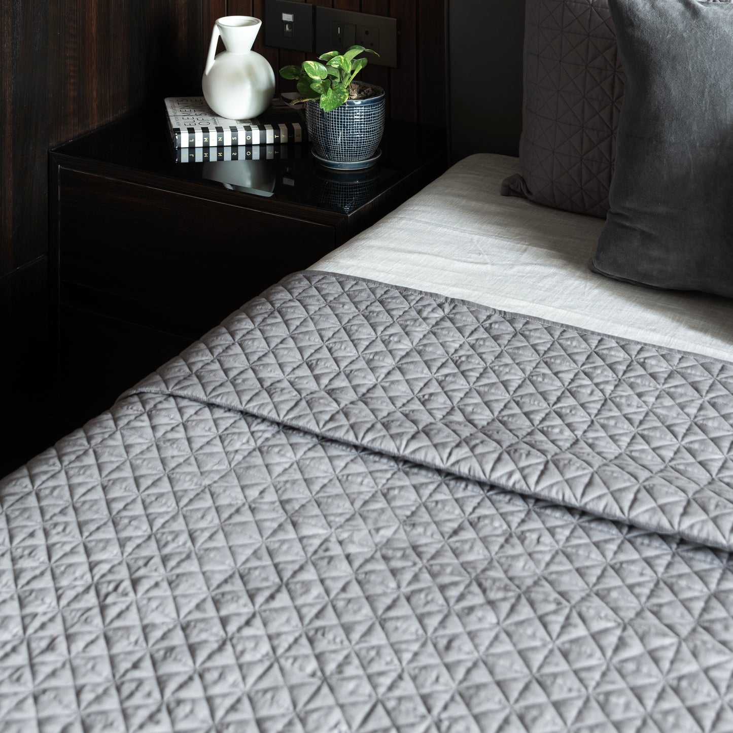 Graphite Grid - Bedspread